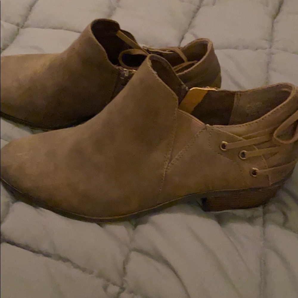 Women’s booties